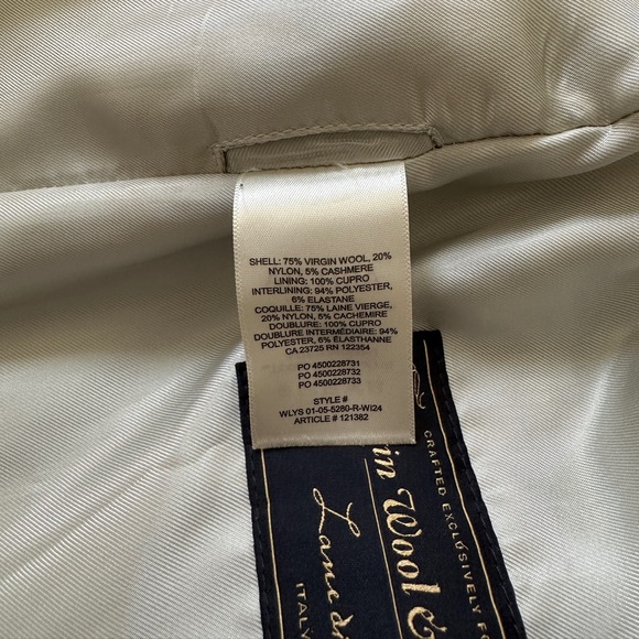 The Slouch™ Coat - Soft Wool Cashmere - Picture 7 of 10